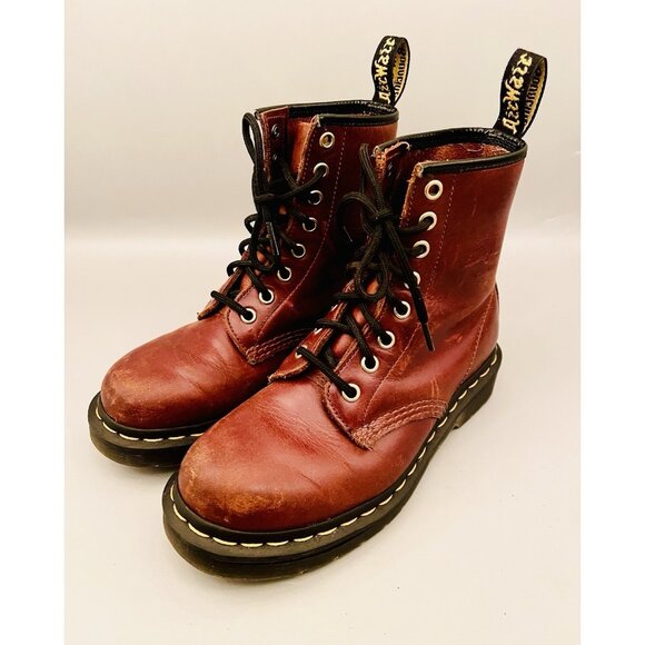 Dr. Martens Classic Boots 1460 Size 5 Cherry Red Leather 8-eye Lace Combat Doc - Picture 4 of 13